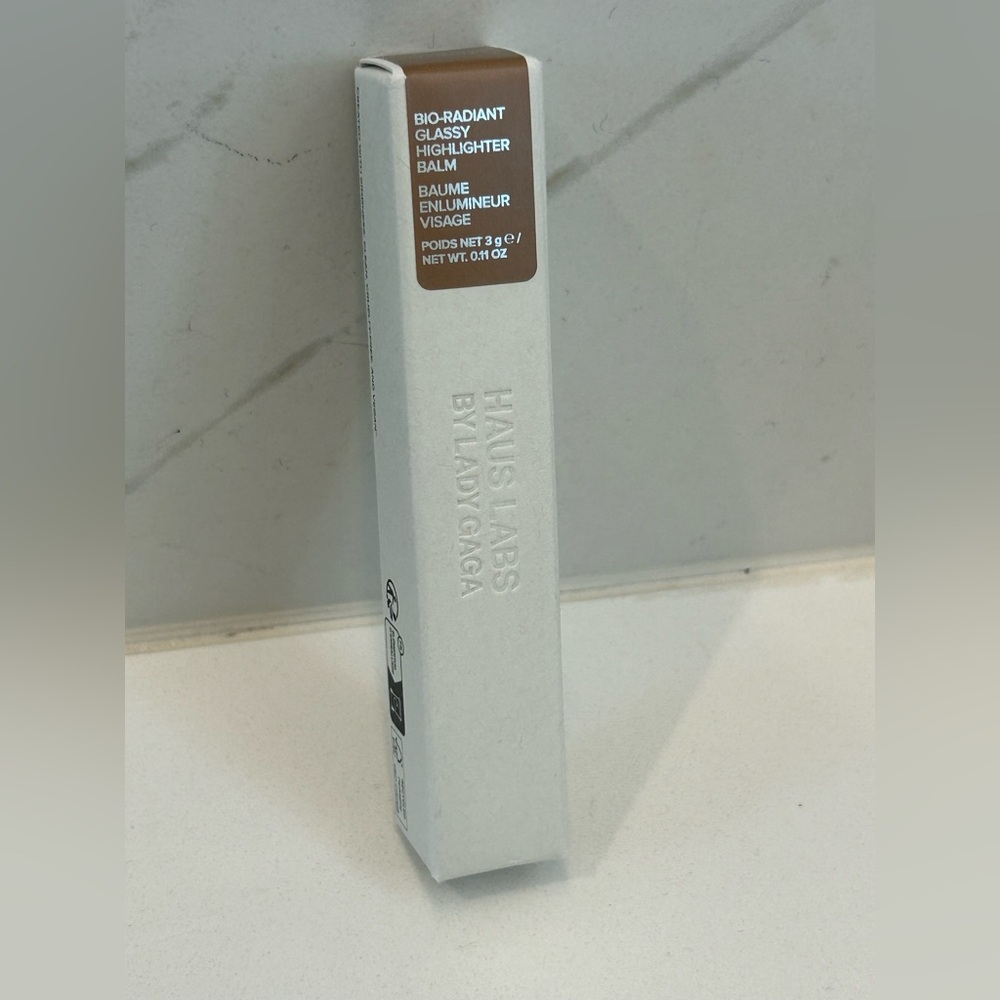BIO-RADIANT GLASSY HIGHLIGHTER BALM - Glassy Champagne Quartz